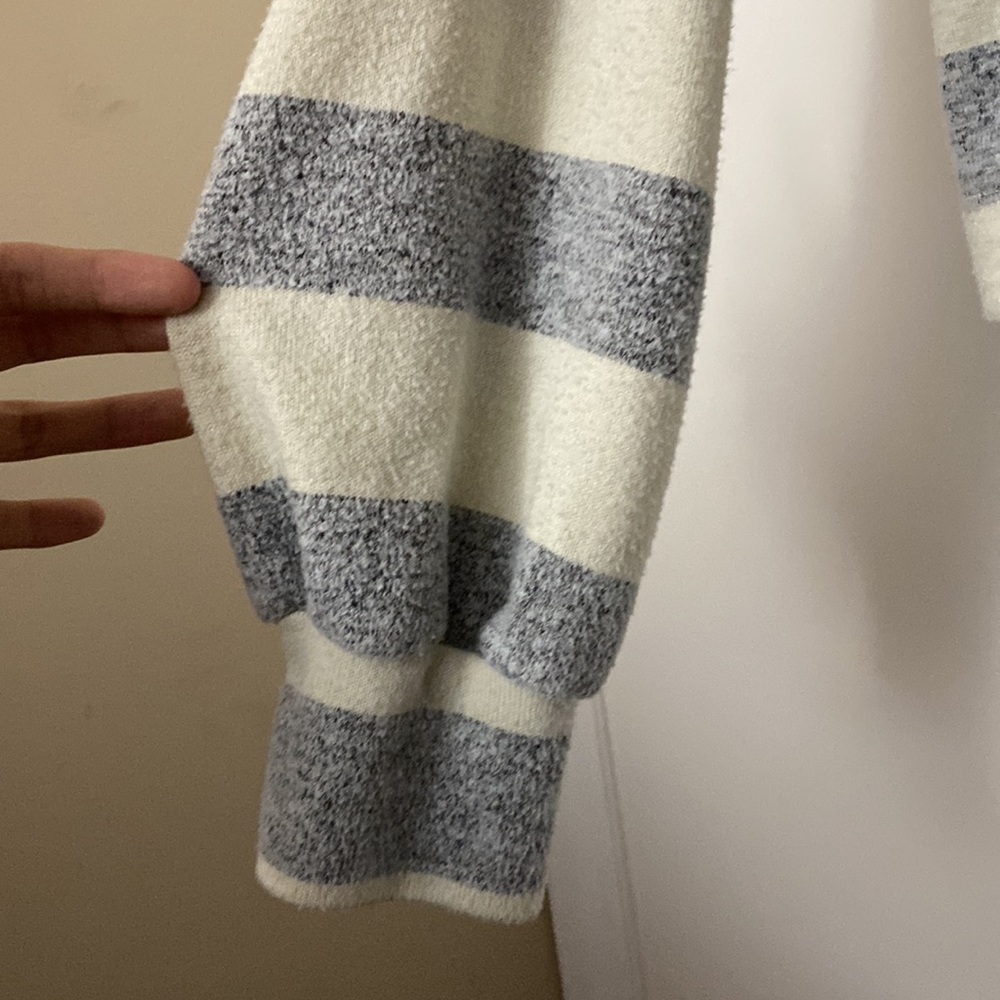 la miel Striped Sweater Loose Turtleneck Small - Picture 4 of 5